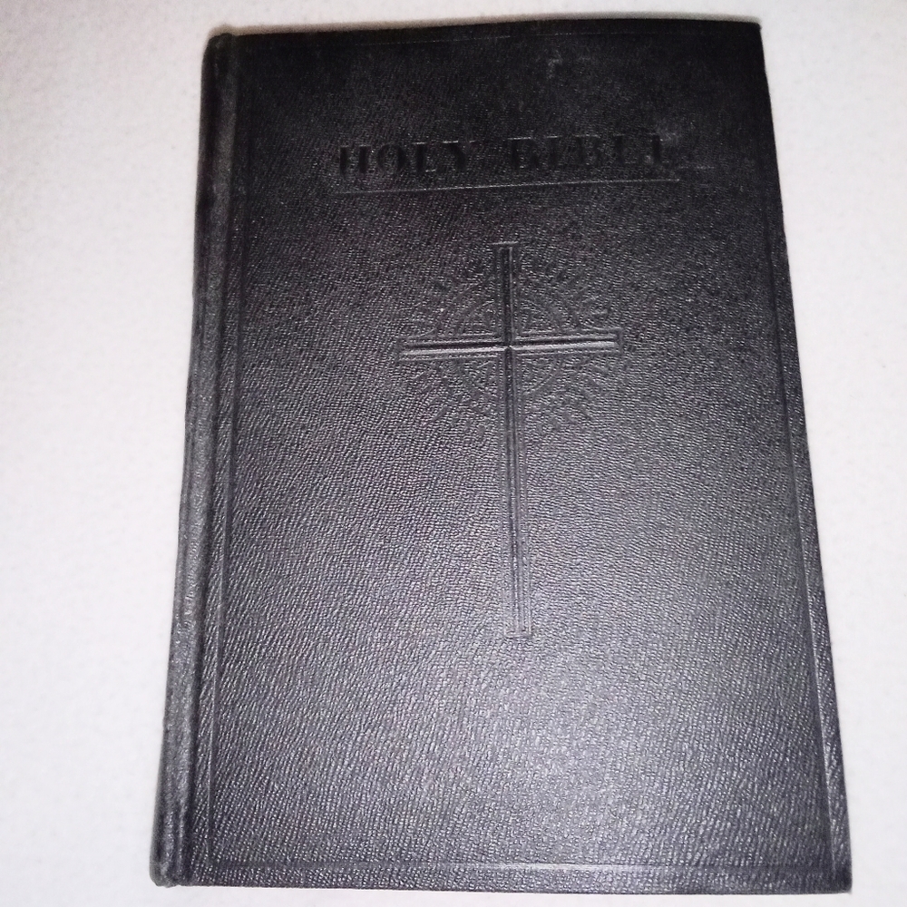 1957 Holy Bible New Catholic Edition